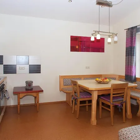 Erdhutte / Partyhutte / Barwurz Reslhutte / Chalets * Kollnburg